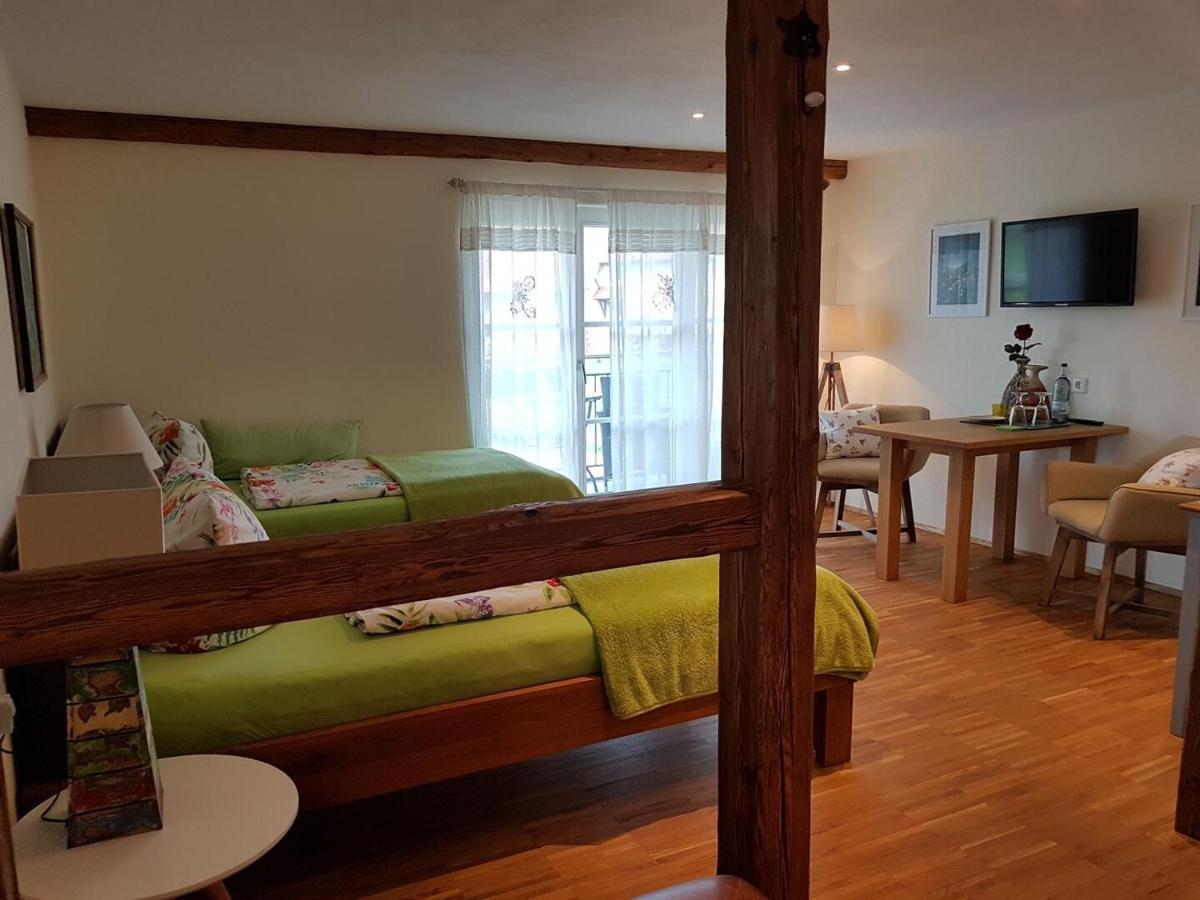 Landgut Apfelrose Hotell Friedrichshafen Exteriör bild