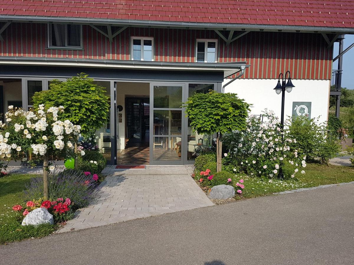 Landgut Apfelrose Hotell Friedrichshafen Exteriör bild