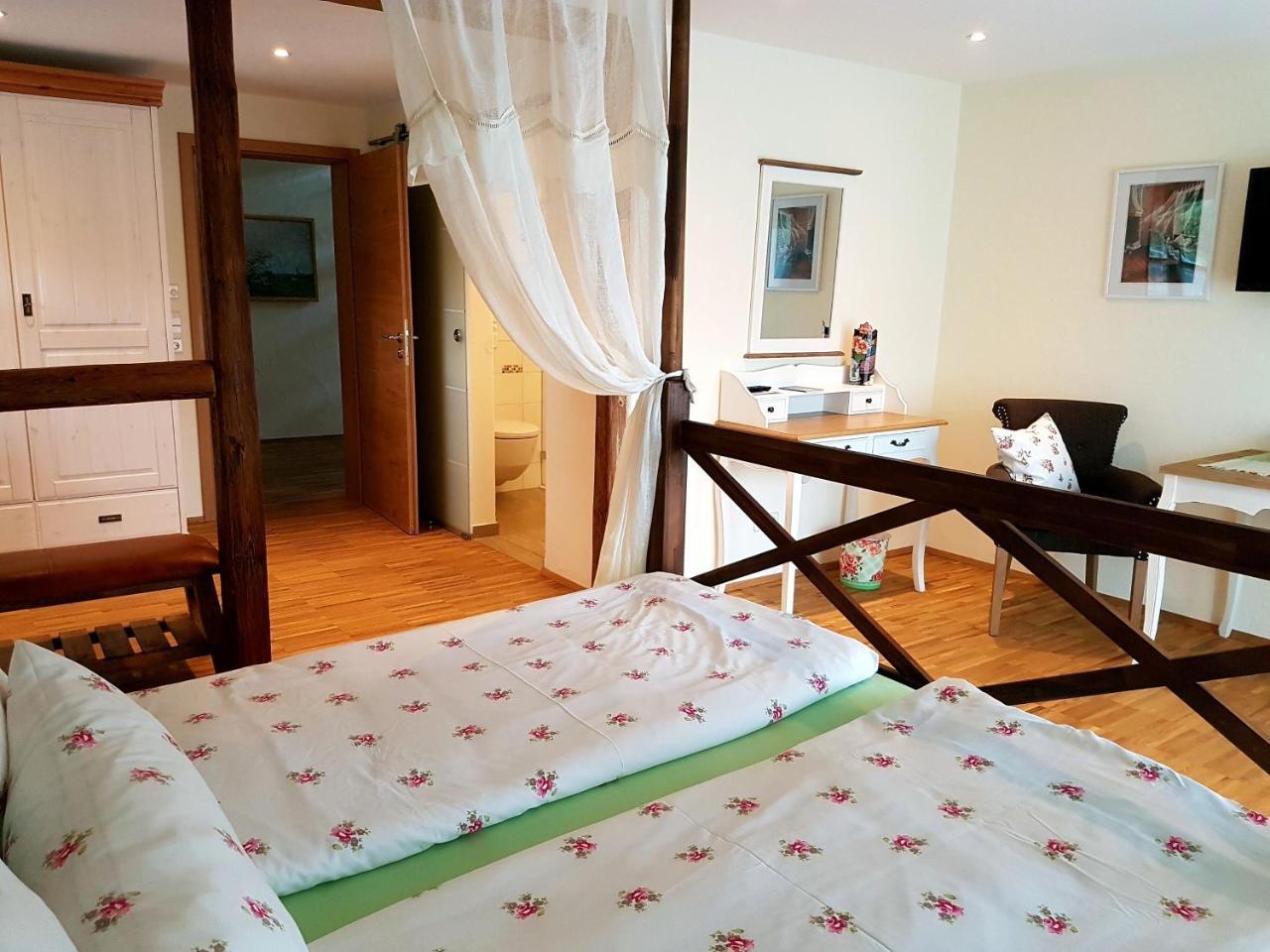 Landgut Apfelrose Hotell Friedrichshafen Exteriör bild